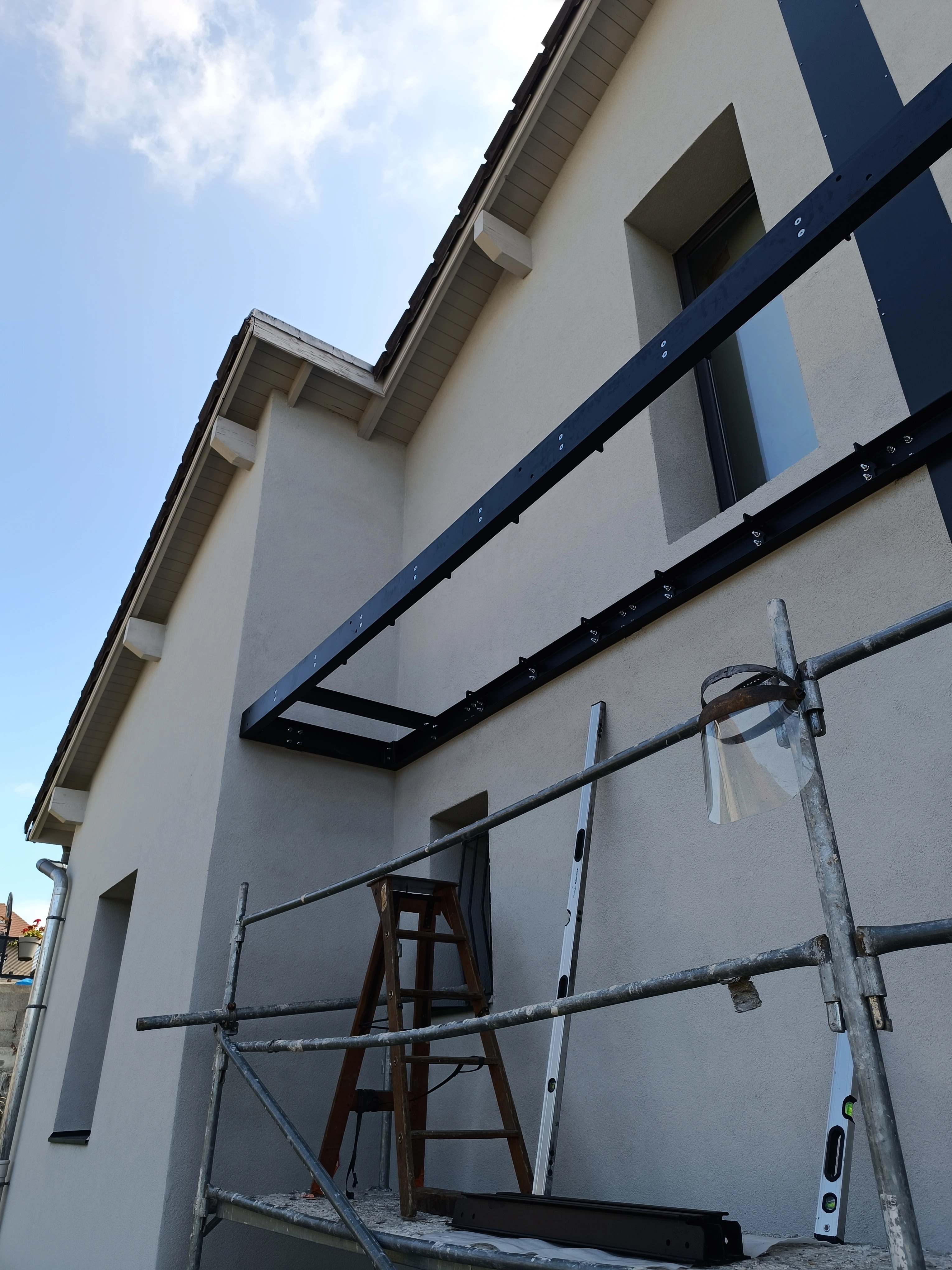 balcon;cadre;fixation;echaufaudage;applique;façade balcon;cadre;fixation;echaufaudage;applique;façade