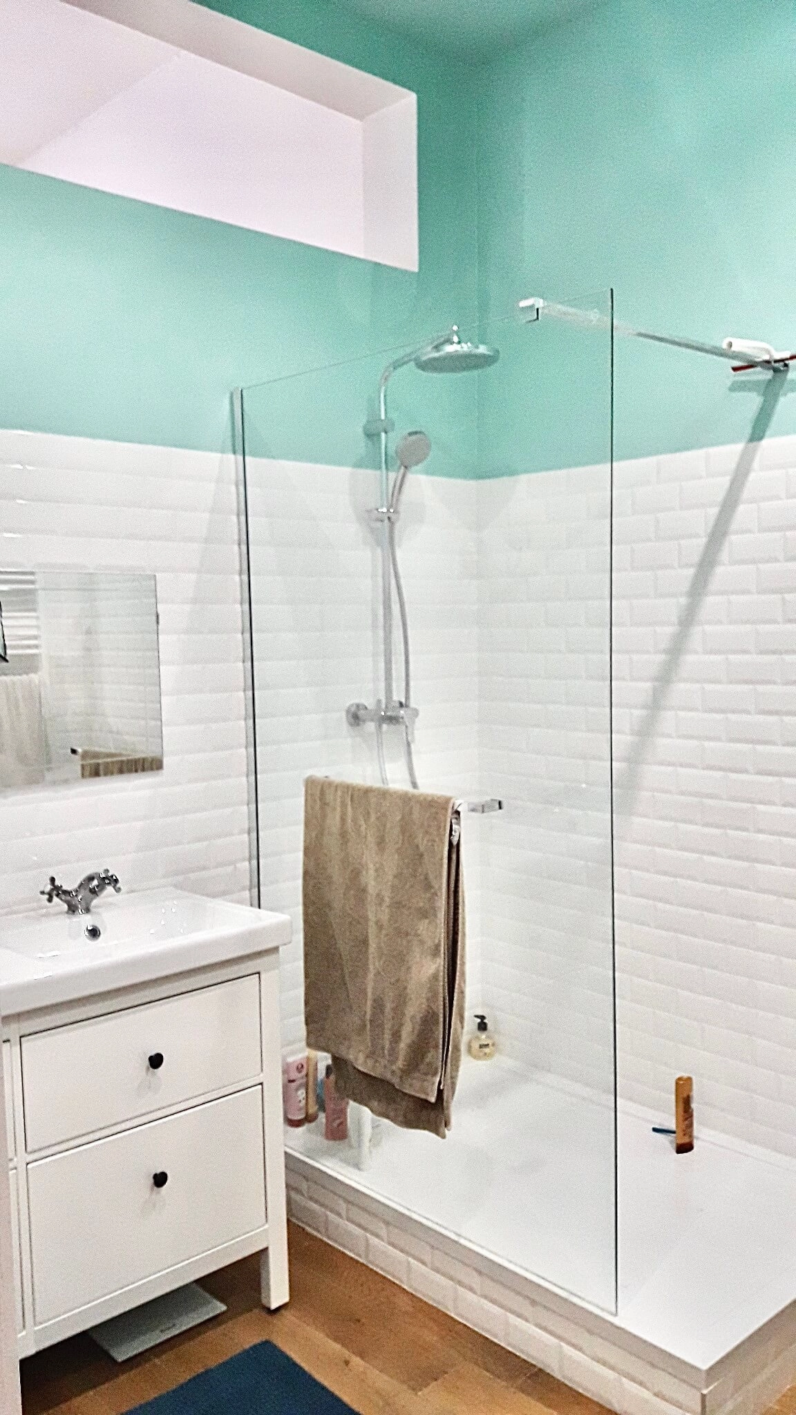 création d'une ouverture en partie haute, création de salle de bain, carreaux Métro création d'une ouverture en partie haute, création de salle de bain, carreaux Métro