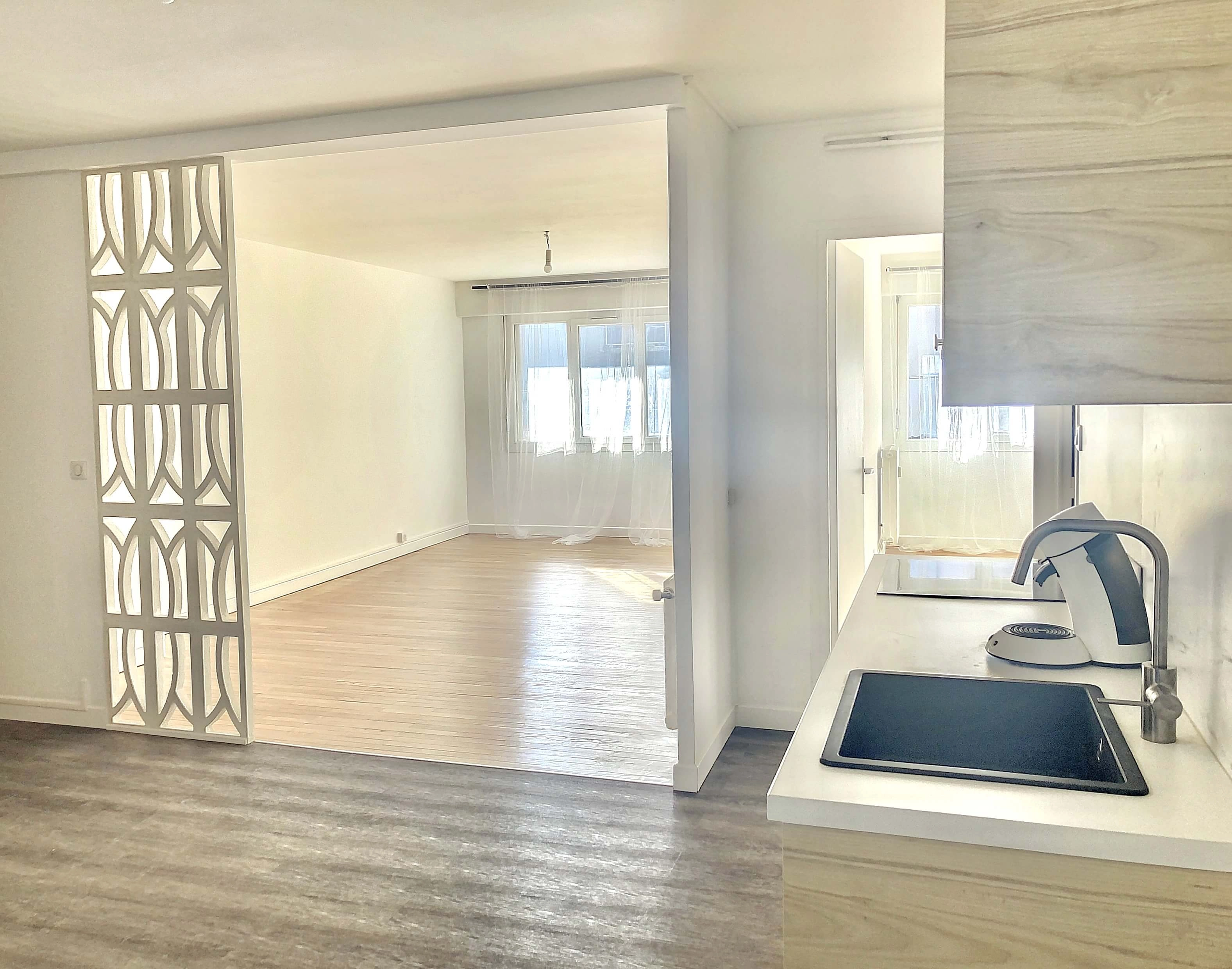 Cuisine lumineuse,cuisine agréable,ouverture de la cuisine sur le salon,rénovation grenoble Cuisine lumineuse,cuisine agréable,ouverture de la cuisine sur le salon,rénovation grenoble