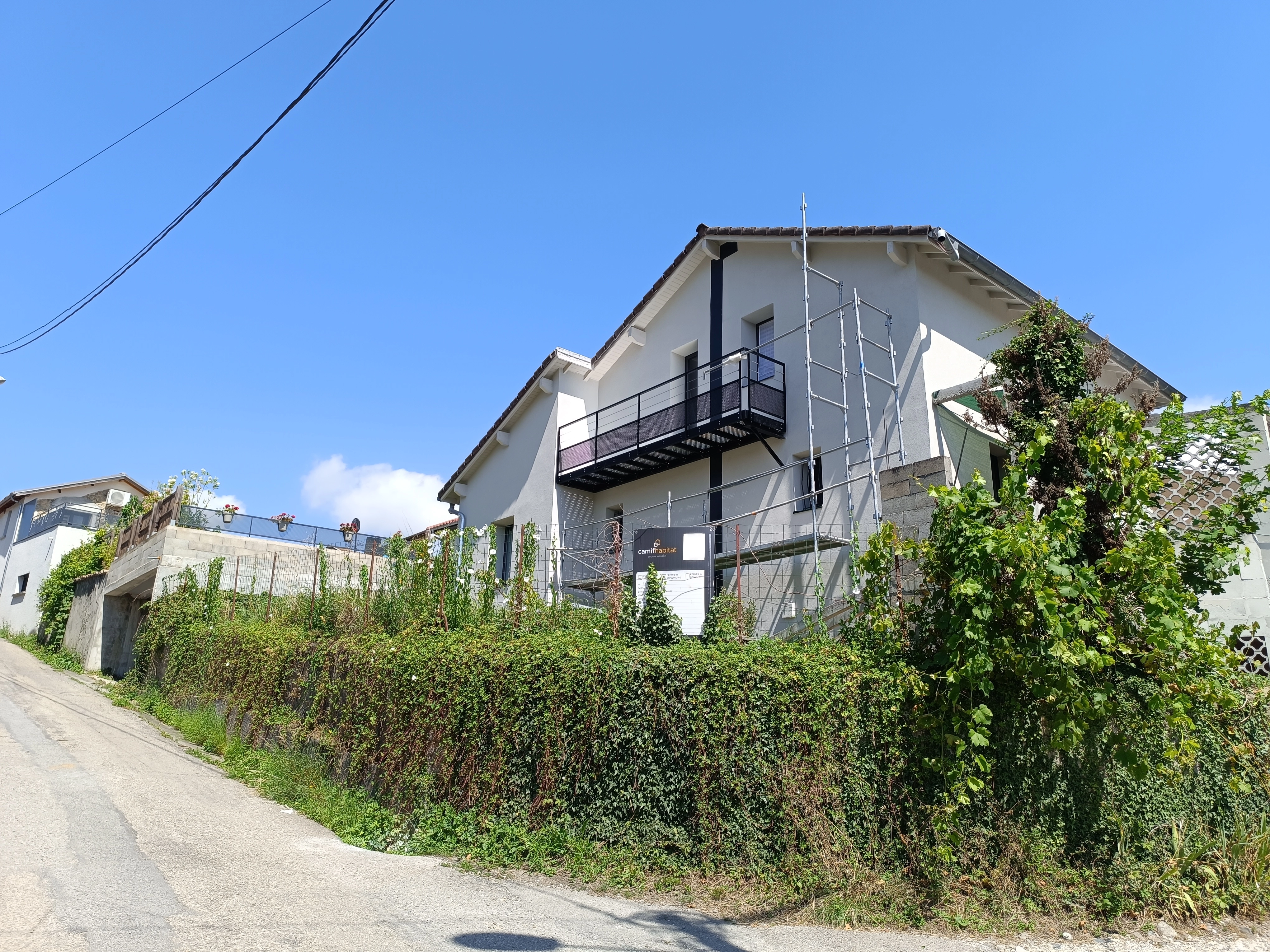 façade;balcon en applique;balcon métallique;rénovation;façade;grenoble façade;balcon en applique;balcon métallique;rénovation;façade;grenoble