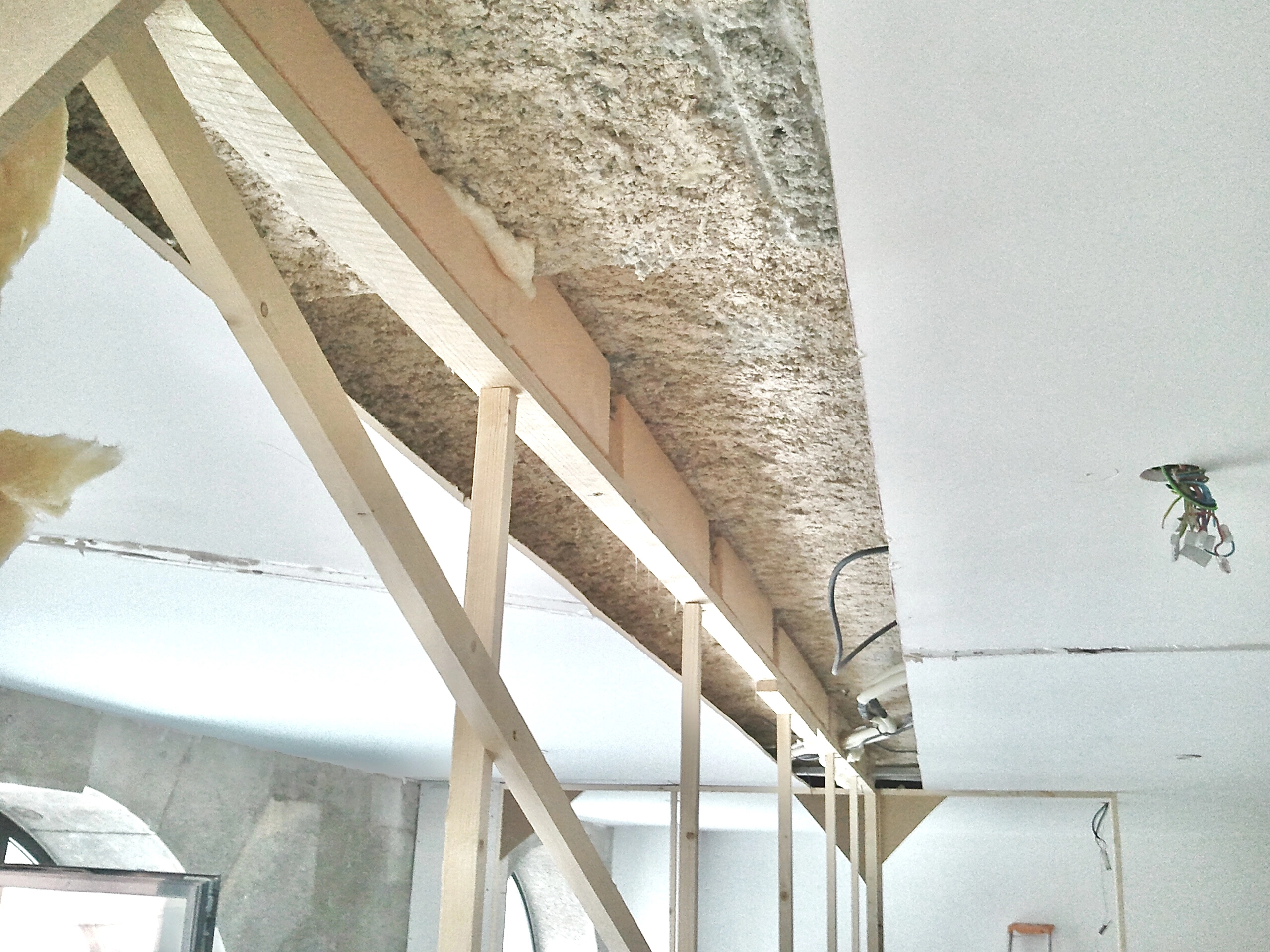 fixation des chassis, faux-plafond, démontage fixation des chassis, faux-plafond, démontage