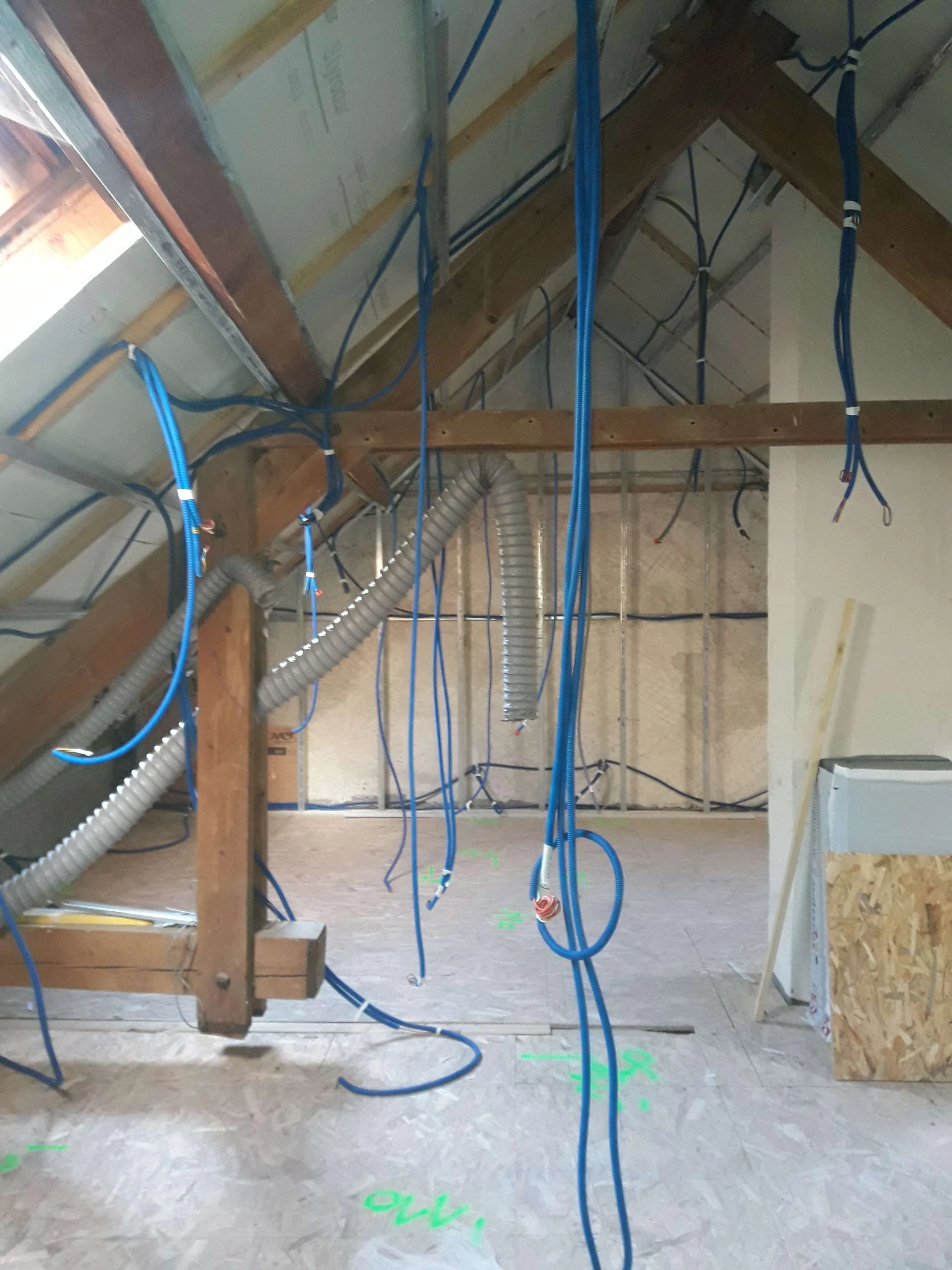 gaines electriques, pose de la platrerie, rénovation de comples gaines electriques, pose de la platrerie, rénovation de comples