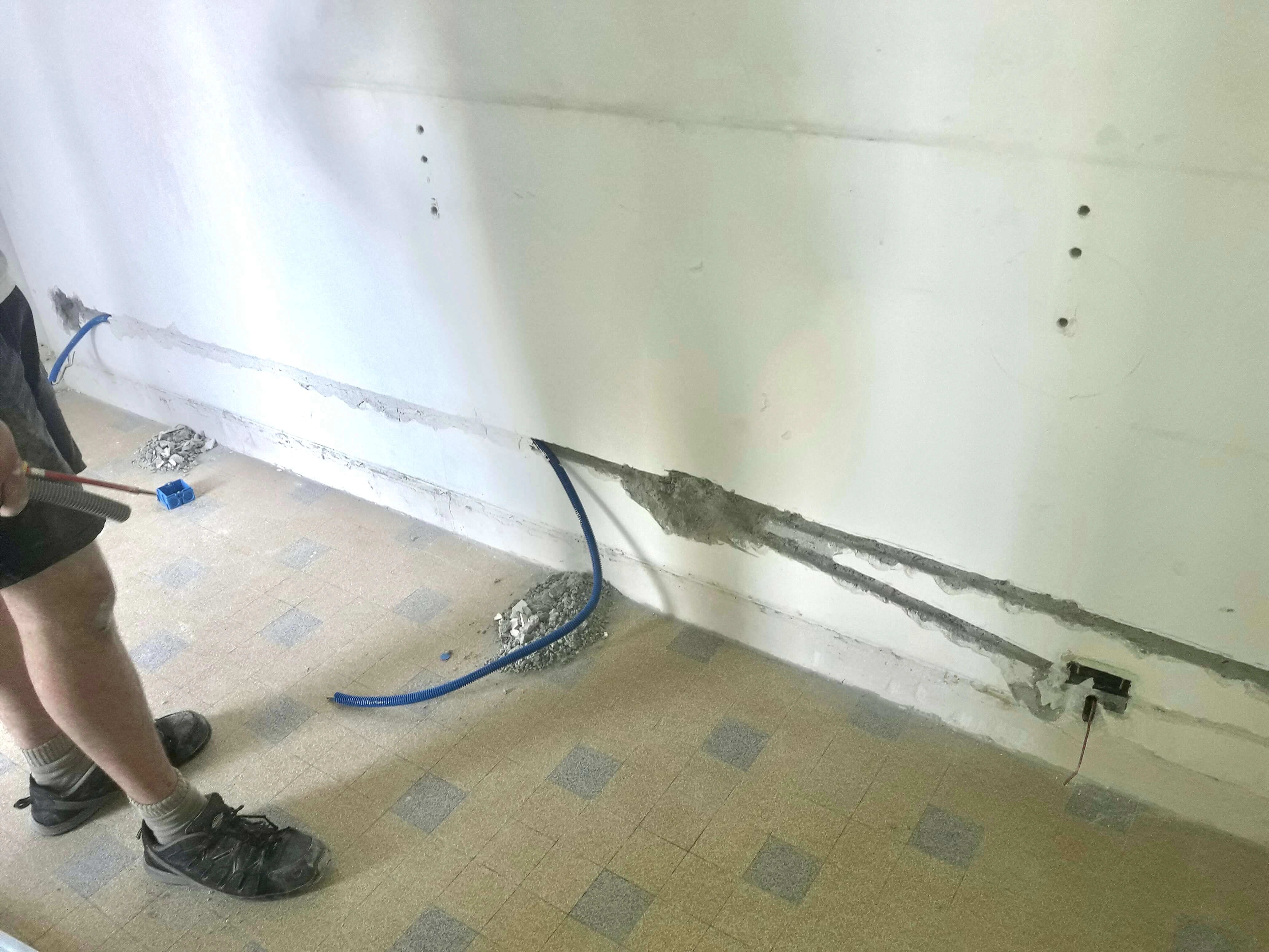 rainureuse béton,encastrement des gaines electriques, saignées, réhabilitation rainureuse béton,encastrement des gaines electriques, saignées, réhabilitation