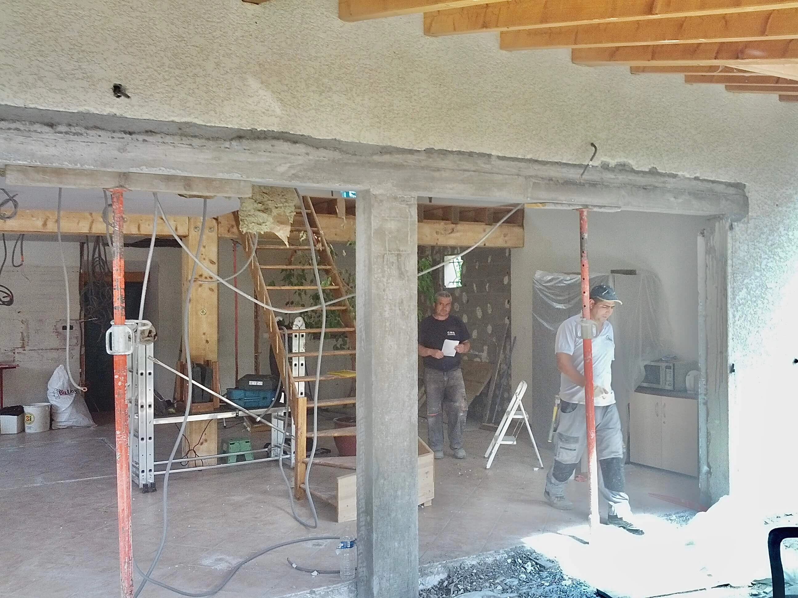 reprise en sous oeuvre RSO poteau poutre agrandissement en cours reprise en sous oeuvre RSO poteau poutre agrandissement en cours