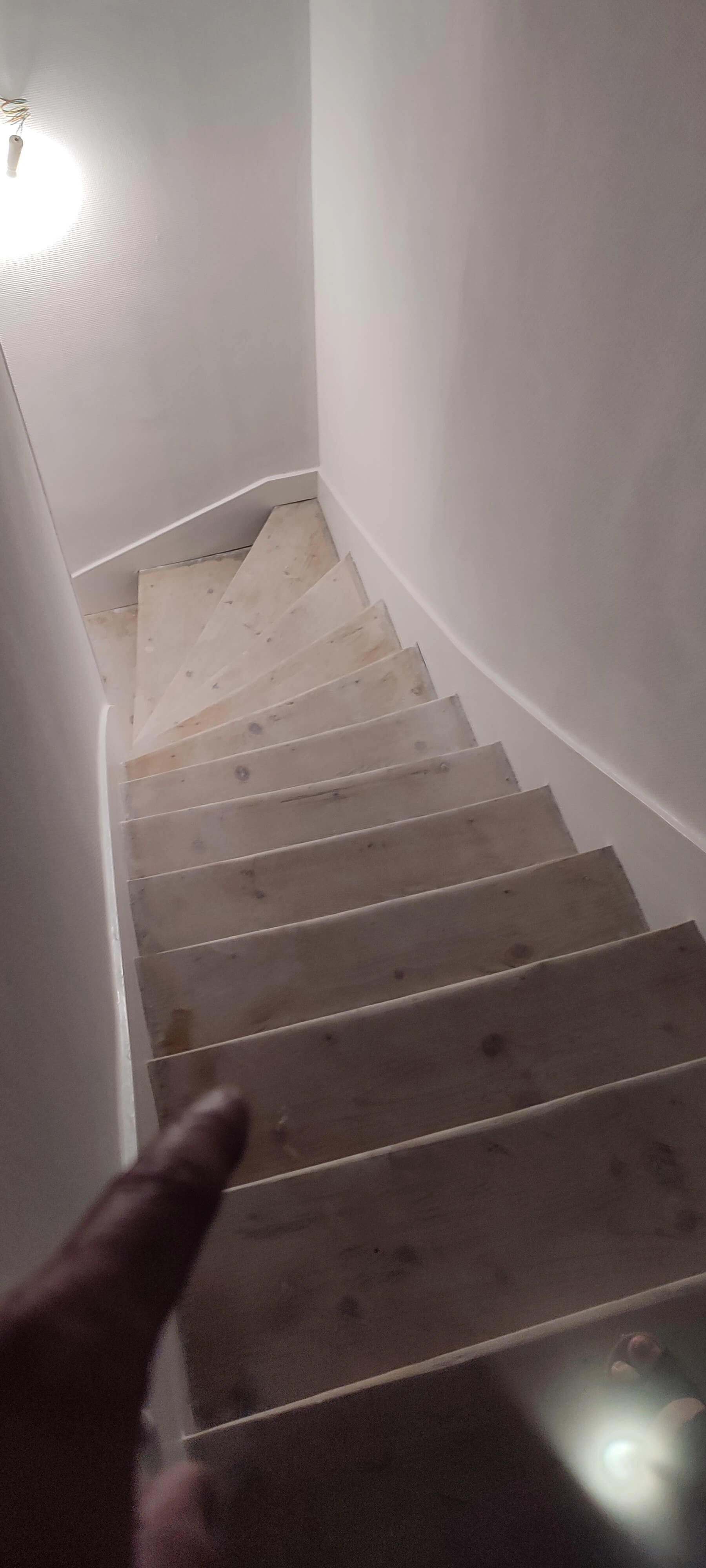 restauration maison escalier poncé