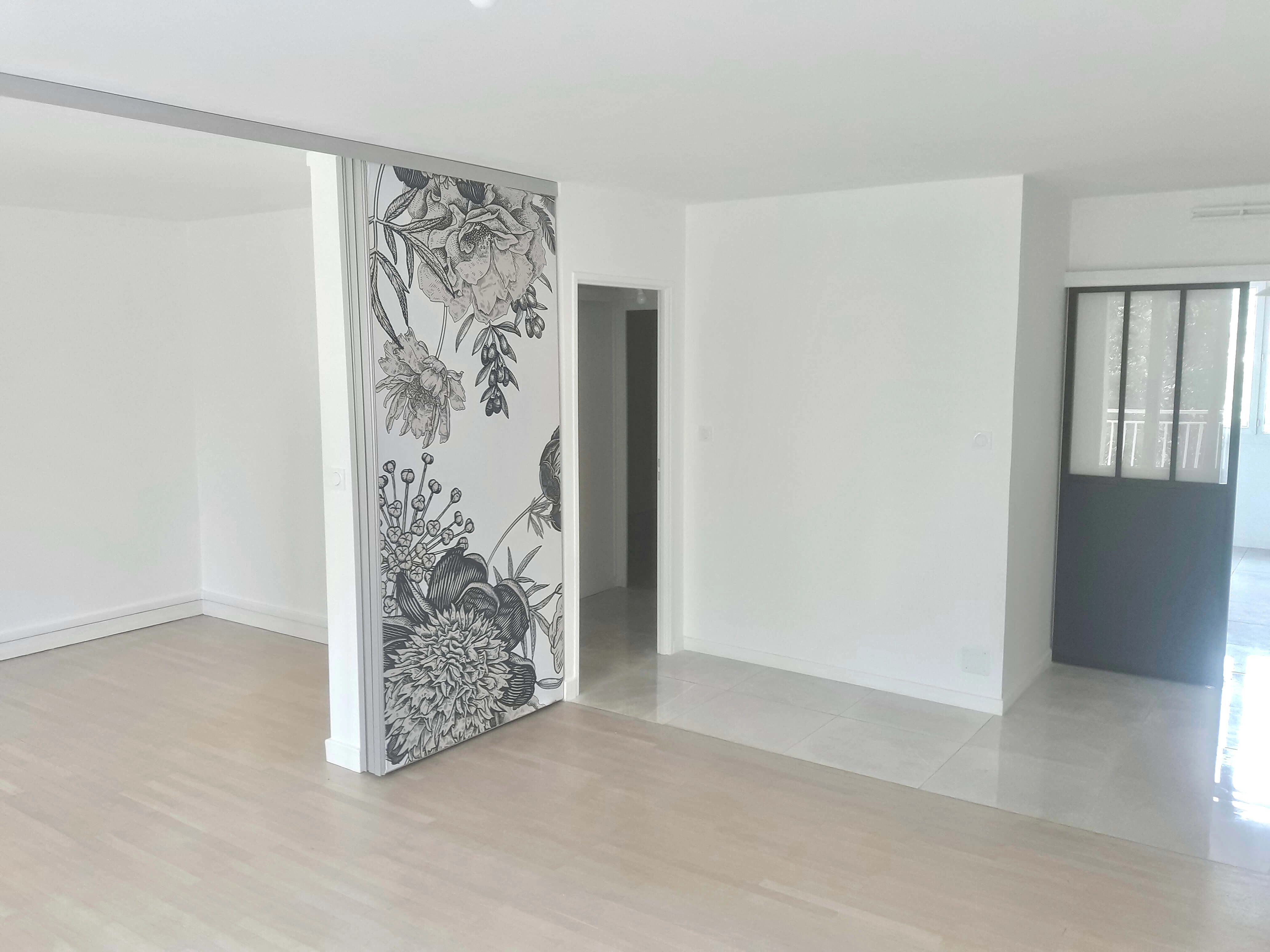 séparation visuelle,panneau coullissant, pièce aggrandie séparation visuelle,panneau coullissant, pièce aggrandie